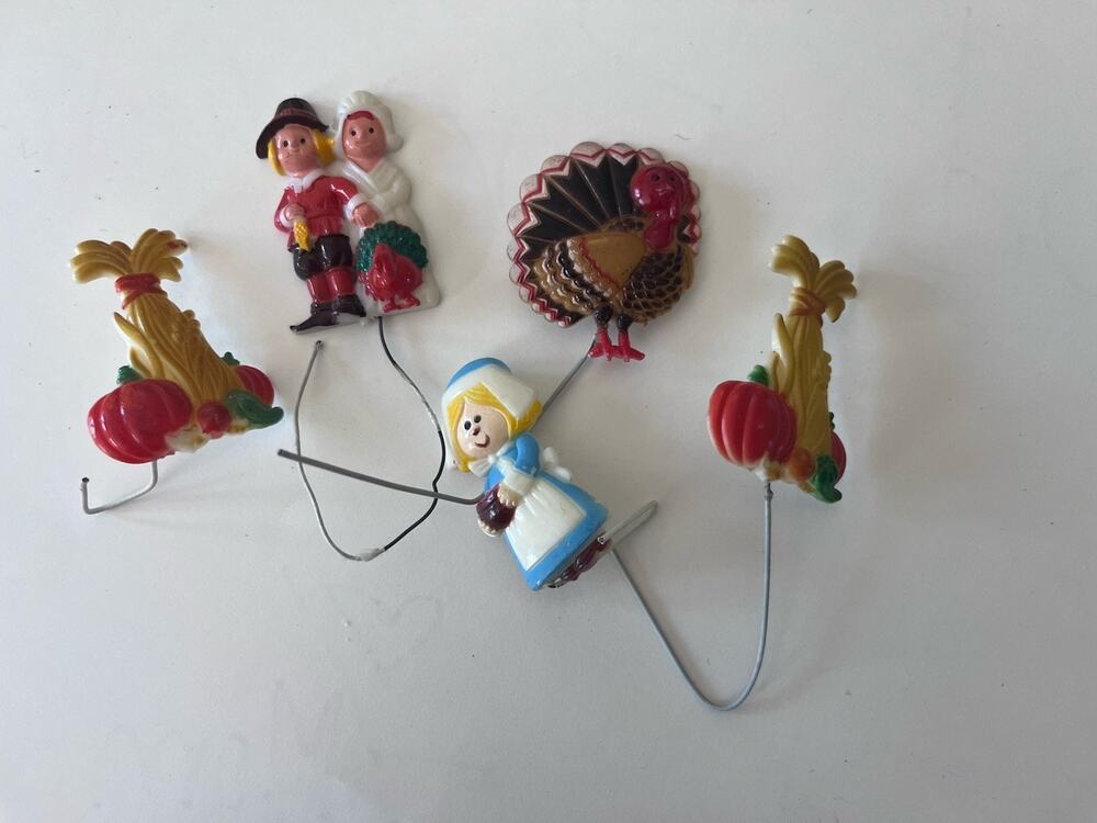 VTG Thanksgiving Turkey Pilgrim Wreath Decor 5 Picks Figures MCM Japan Kitschy